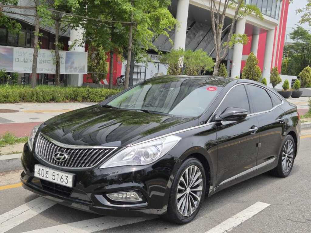 HYUNDAI Grandeur - Vista 3