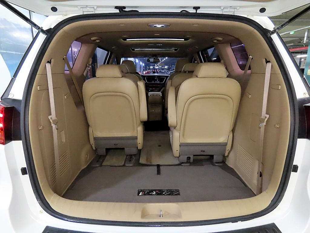 KIA Carnival 2019 Blanco - Importación desde Corea - HF Imports Iquique - Foto 17