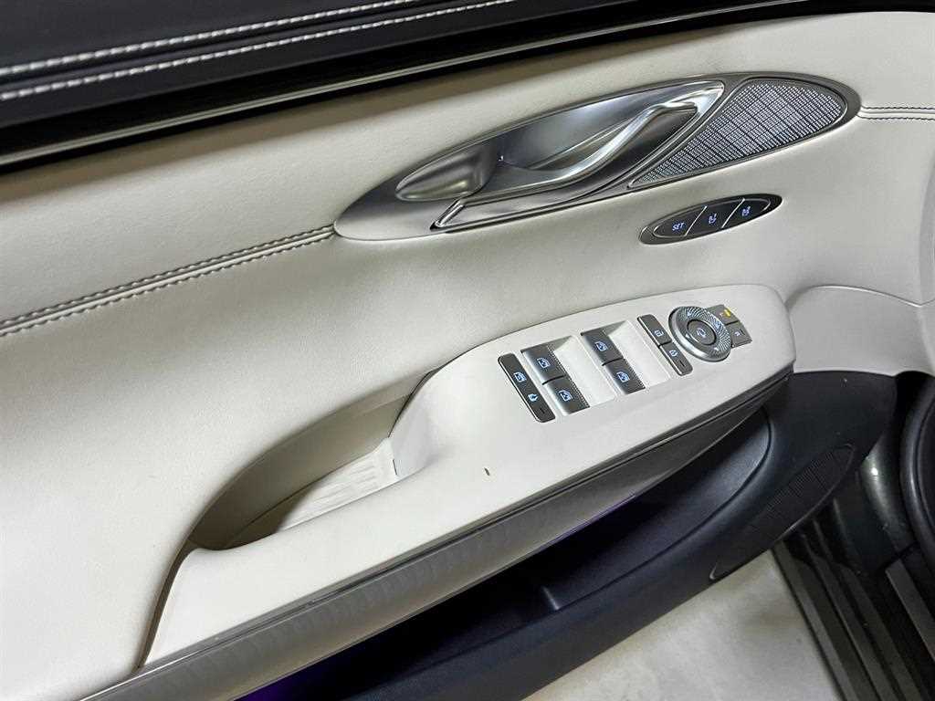 Genesis GV70 2024 Gris - Importación desde Corea - HF Imports Iquique - Foto 15