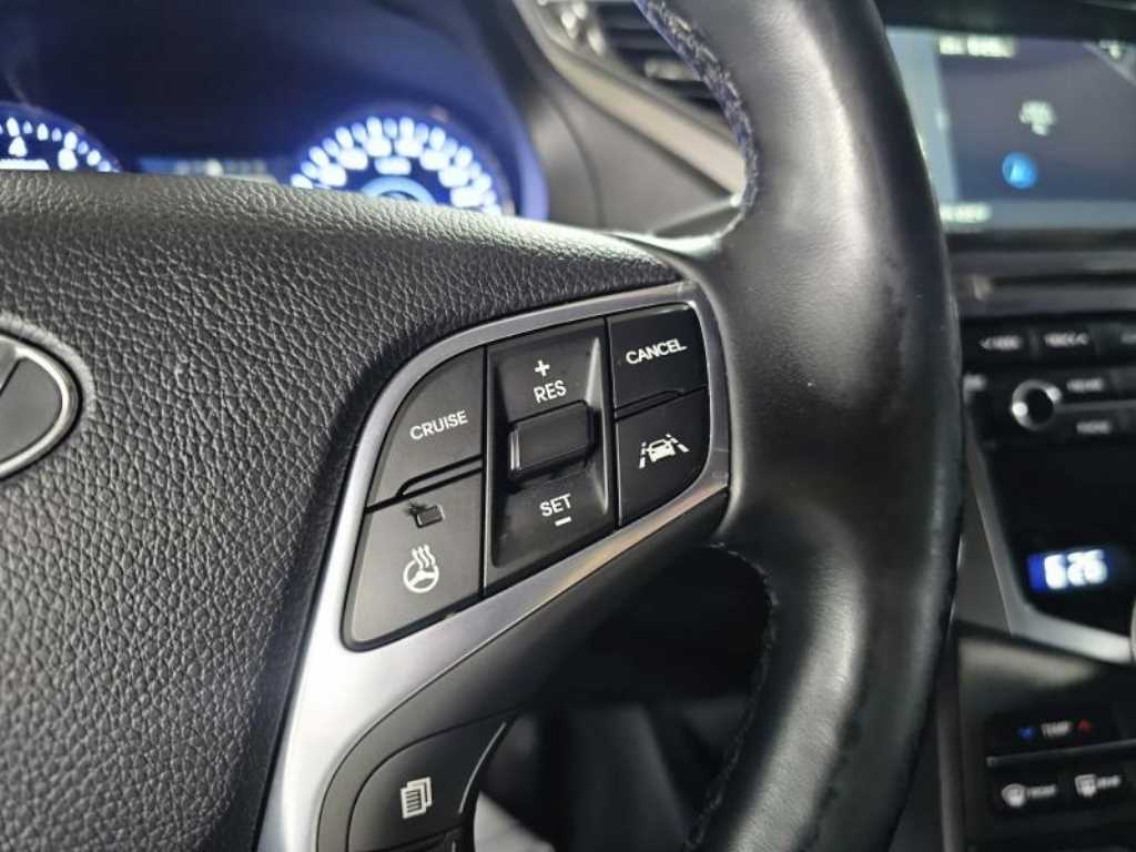 HYUNDAI Grandeur - Vista 10