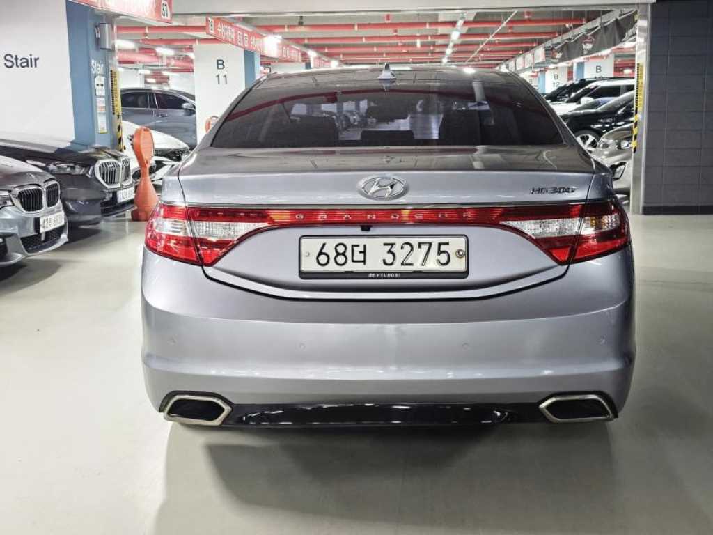 HYUNDAI Grandeur - Vista 4
