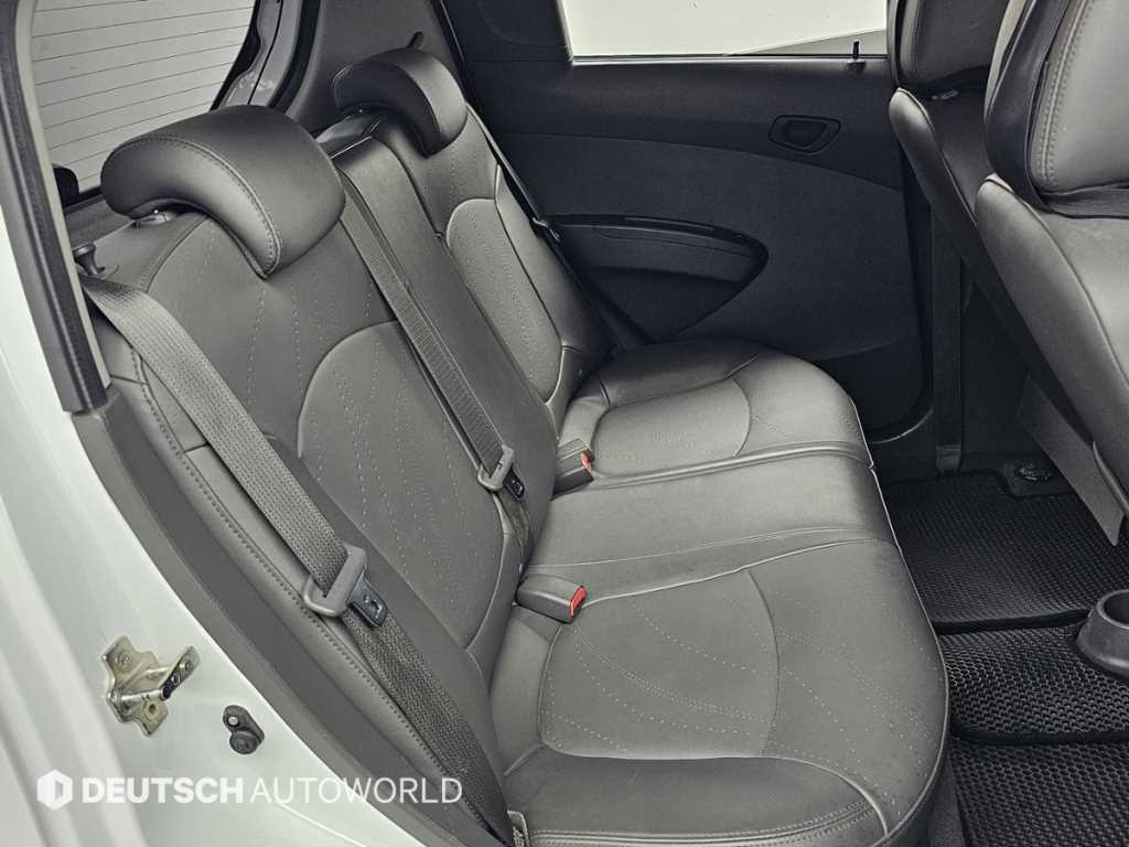 Chevrolet Spark - Vista 12
