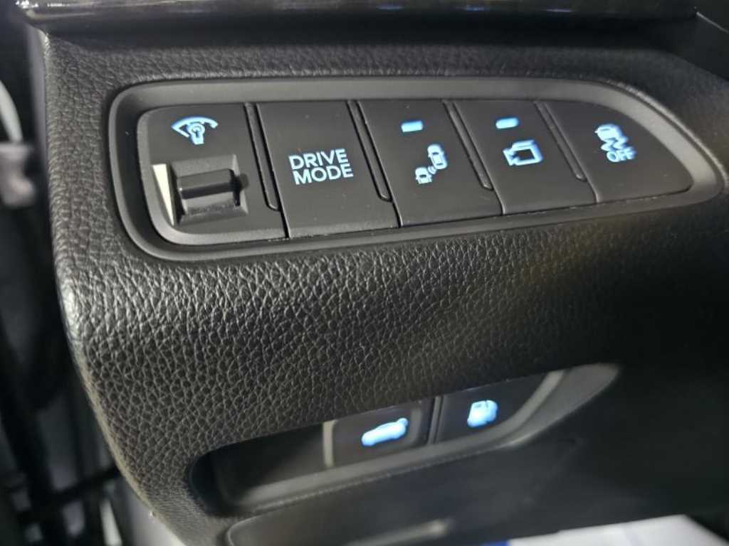 HYUNDAI Grandeur - Vista 11