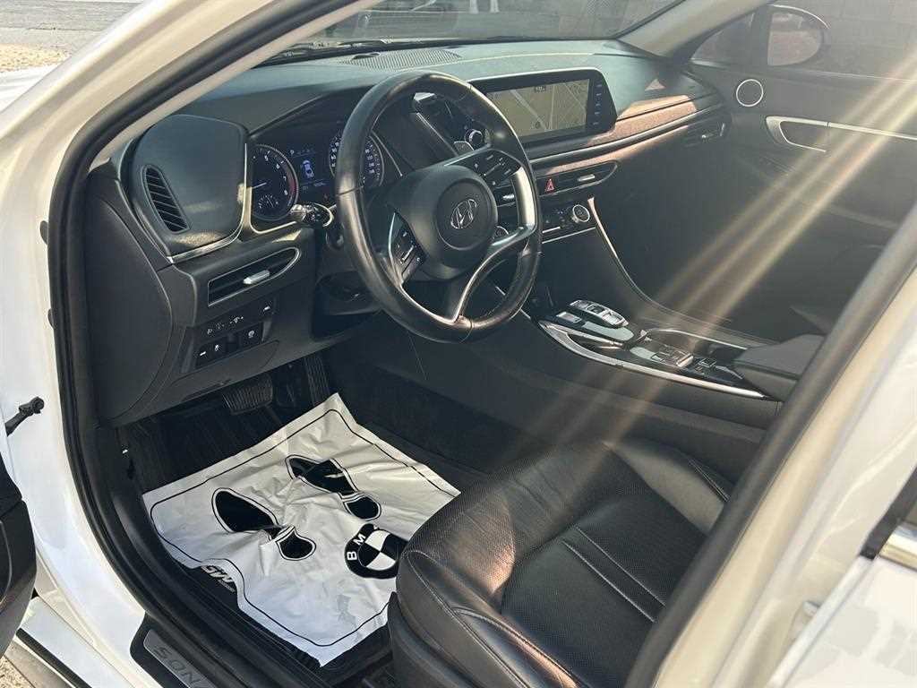 HYUNDAI Sonata - Vista 6