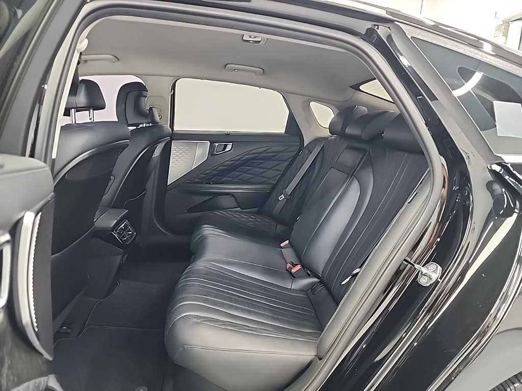 KIA K8 - Vista 12