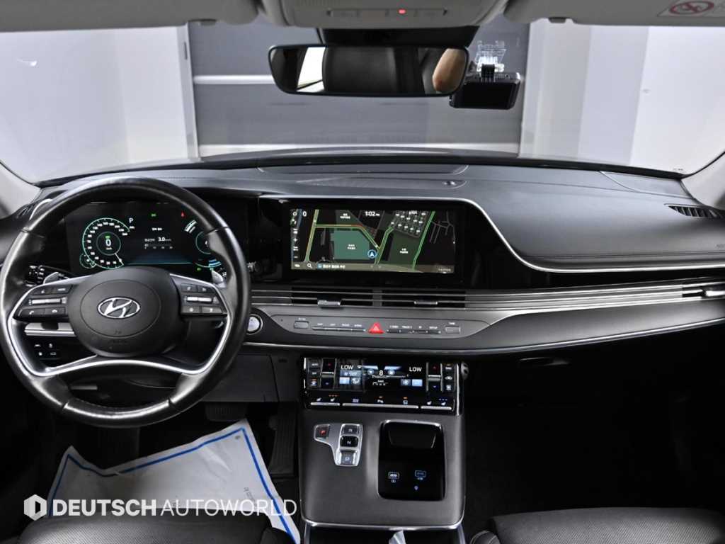 HYUNDAI Grandeur - Vista 7
