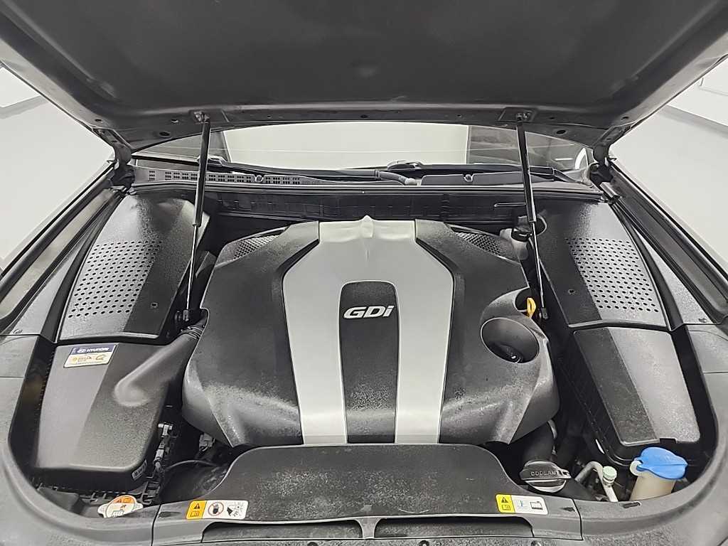 HYUNDAI Equus - Vista 5