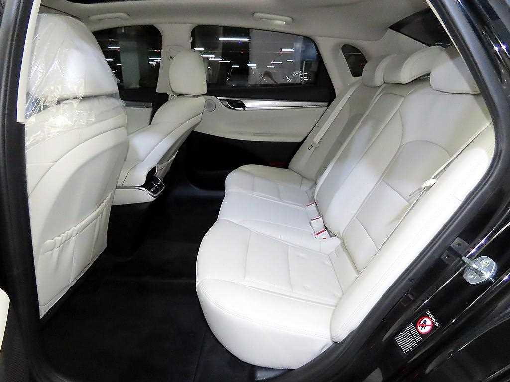 HYUNDAI Grandeur - Vista 7