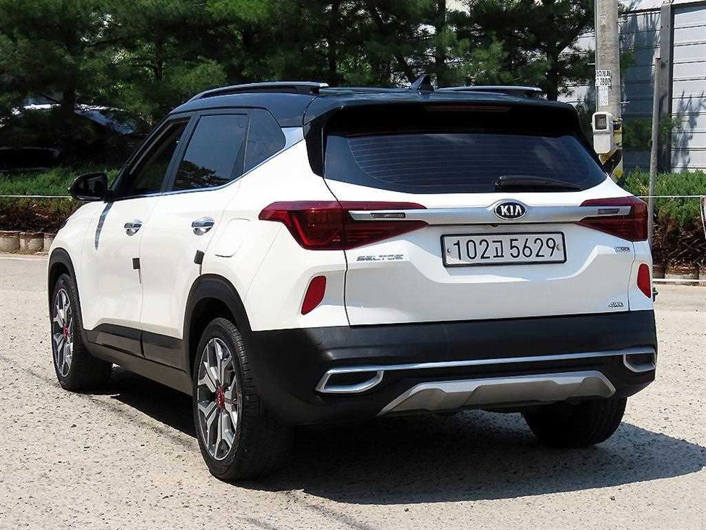KIA Seltos - Vista 3