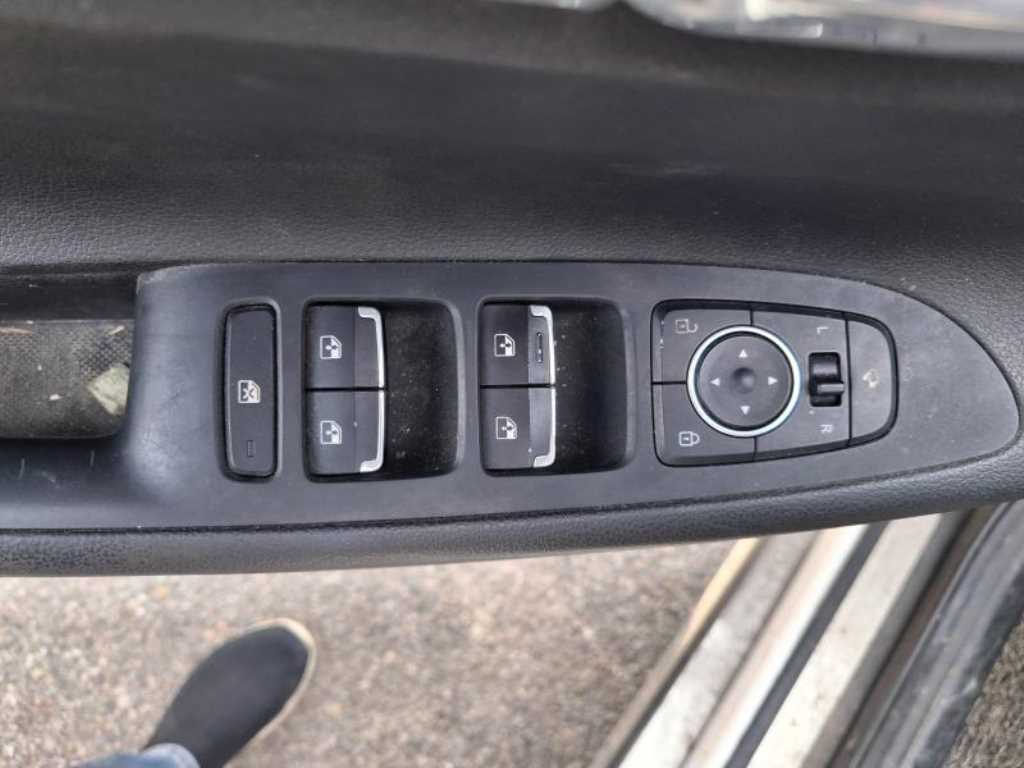 HYUNDAI Grandeur - Vista 6