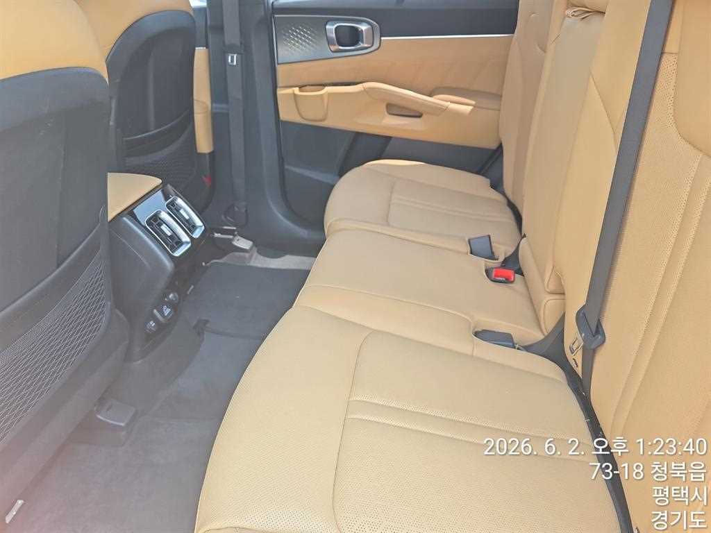 KIA Sorento - Vista 11