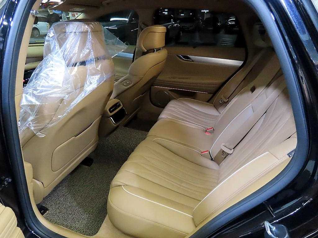 Genesis G80 - Vista 7