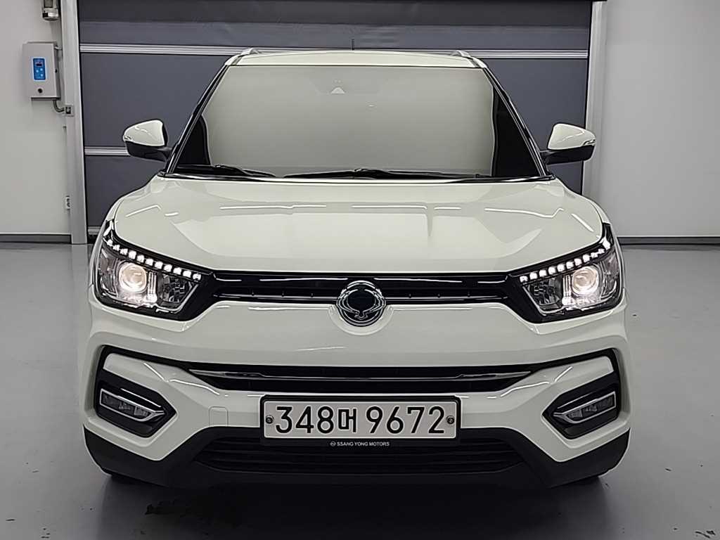 Ssangyong Tivoli - Vista 2
