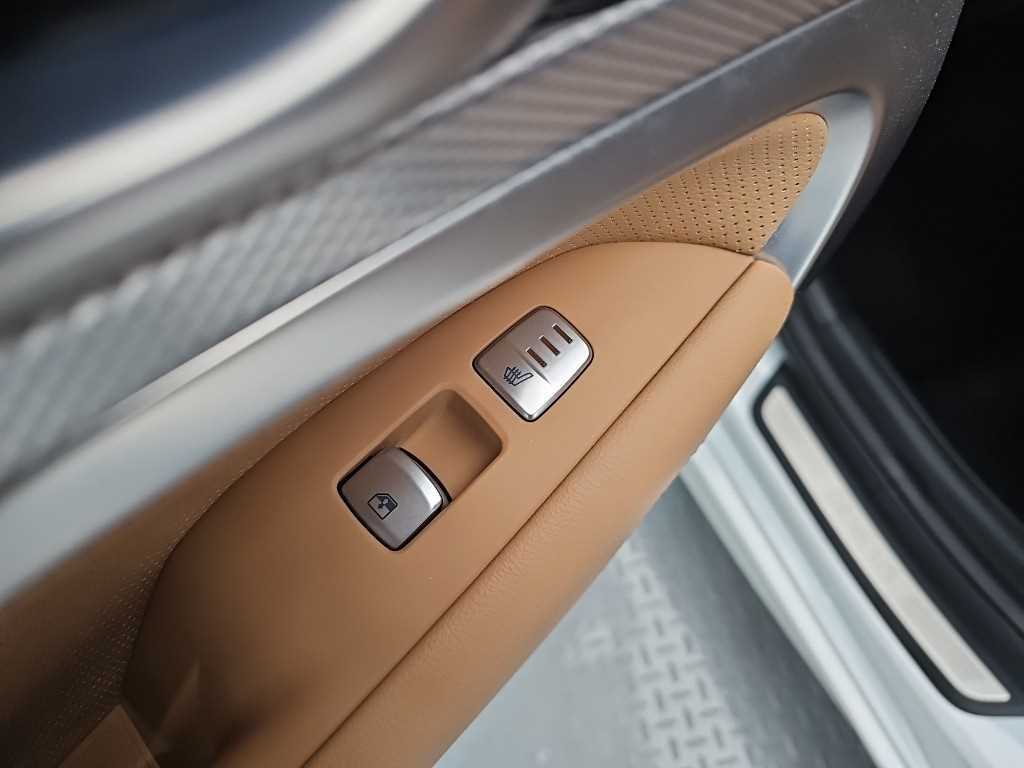 Genesis G70 2021 Blanco - Importación desde Corea - HF Imports Iquique - Foto 13