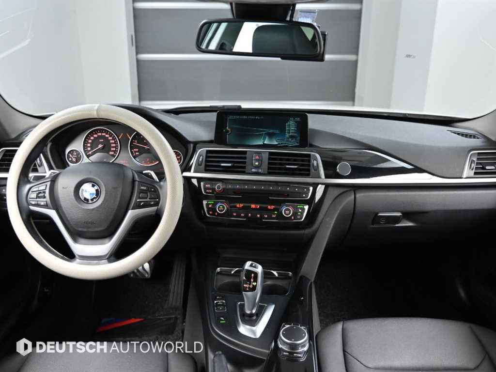 BMW 3 series - Vista 8