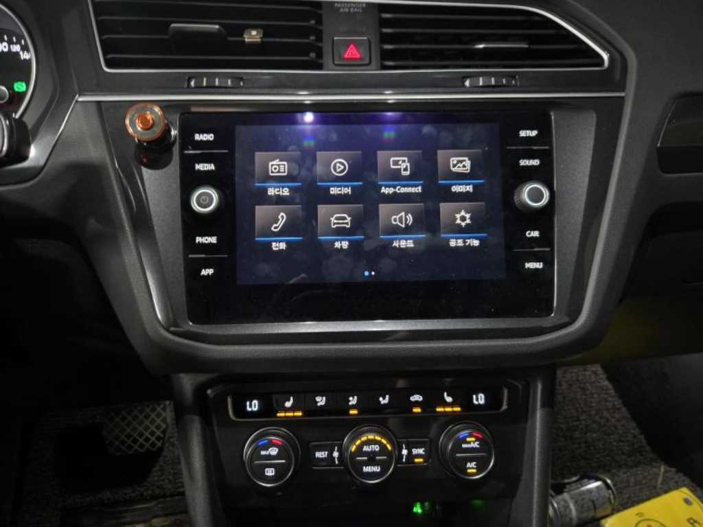 Volkswagen Tiguan - Vista 6