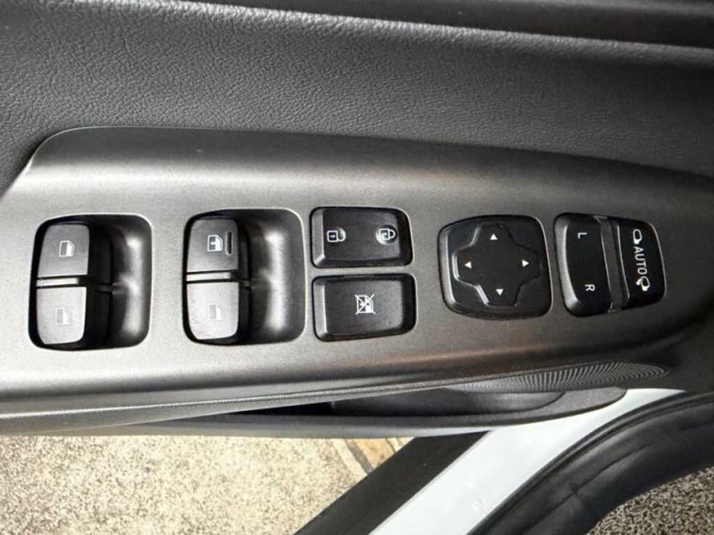 HYUNDAI Kona 2020 Blanco - Importación desde Corea - HF Imports Iquique - Foto 16