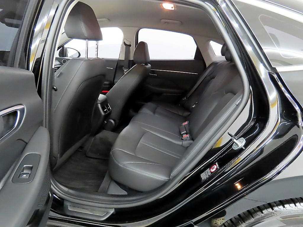 HYUNDAI Sonata - Vista 6