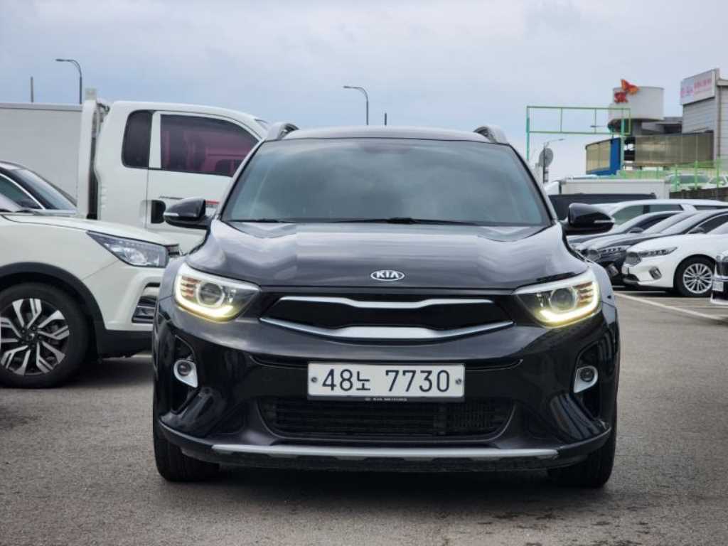 KIA Stonic - Vista 3