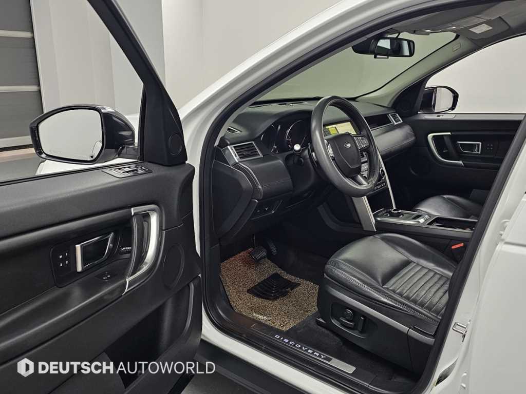 Land Rover Discovery Sports - Vista 11