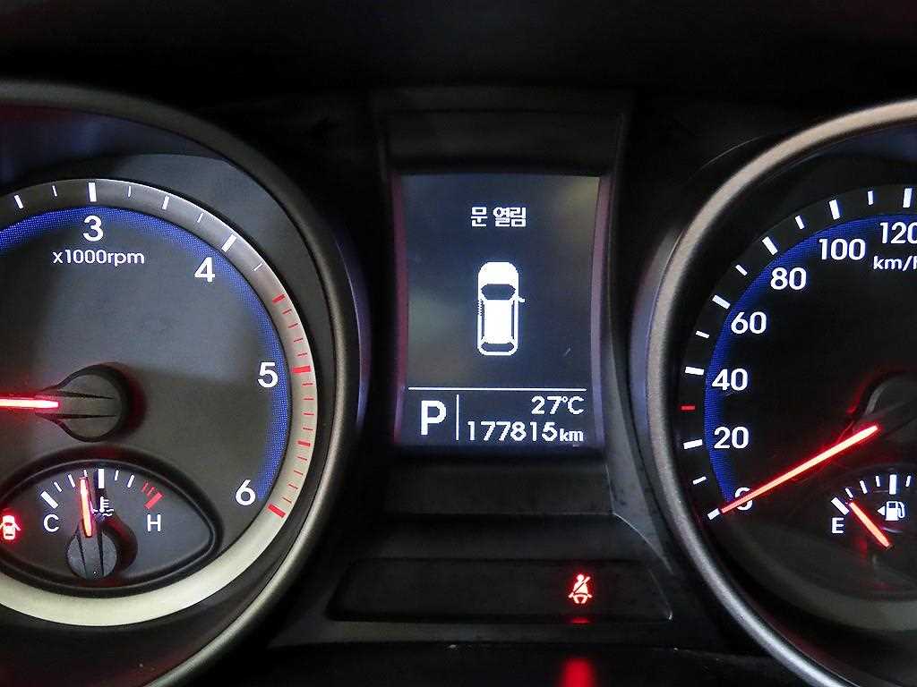 HYUNDAI Santa Fe - Vista 9
