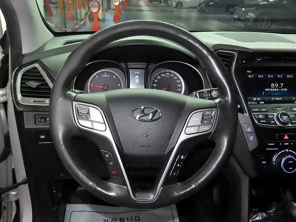 HYUNDAI Santa Fe - Vista 8