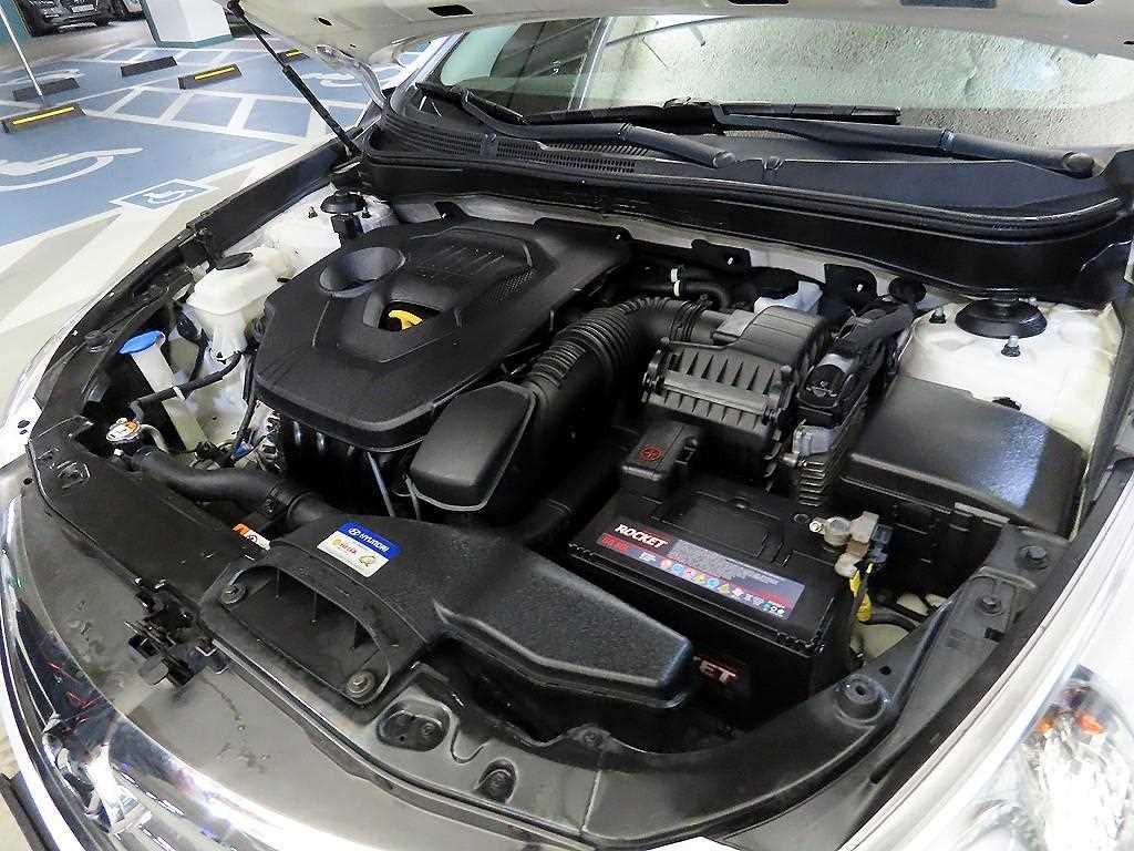 HYUNDAI Sonata 2013 Blanco - Importación desde Corea - HF Imports Iquique - Foto 19