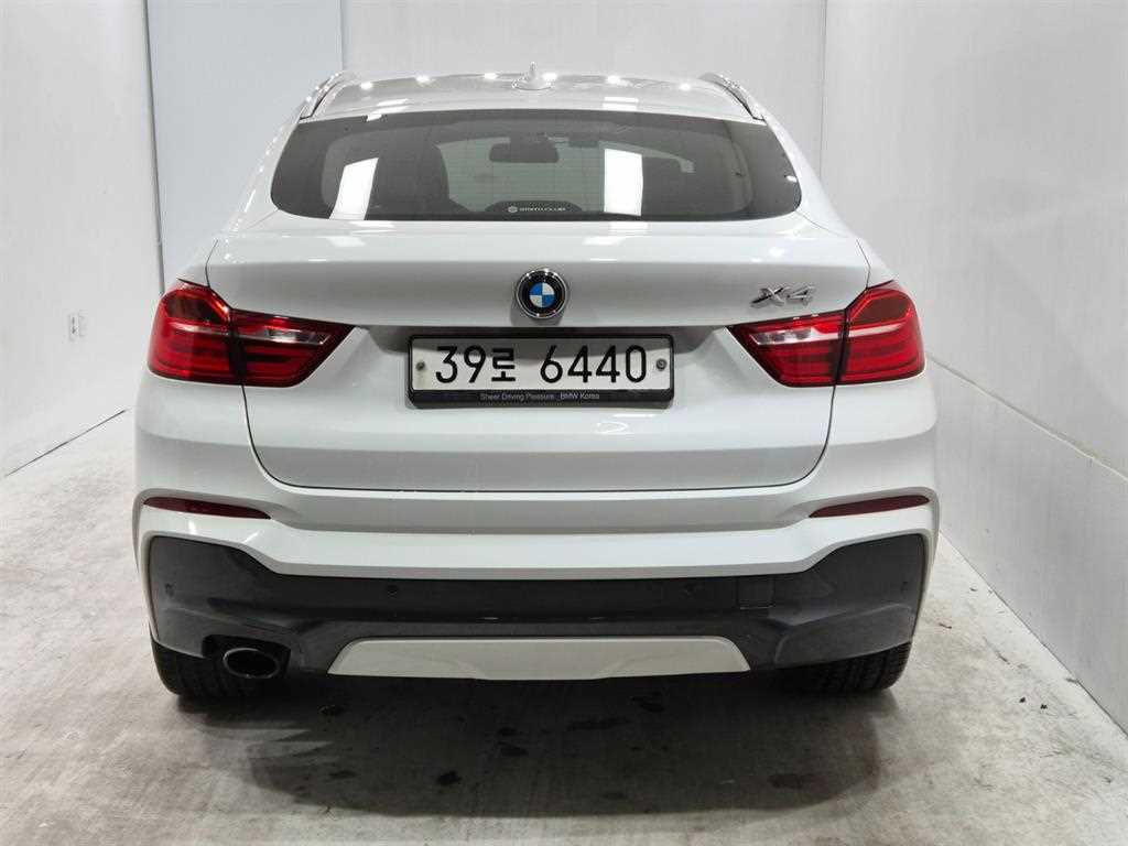 BMW X4 - Vista 3
