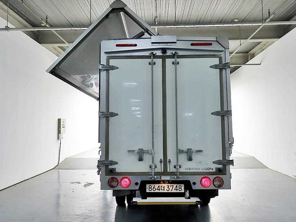 Small Truck Top_Wingbody 2023 Blanco - Importación desde Corea - HF Imports Iquique - Foto 16