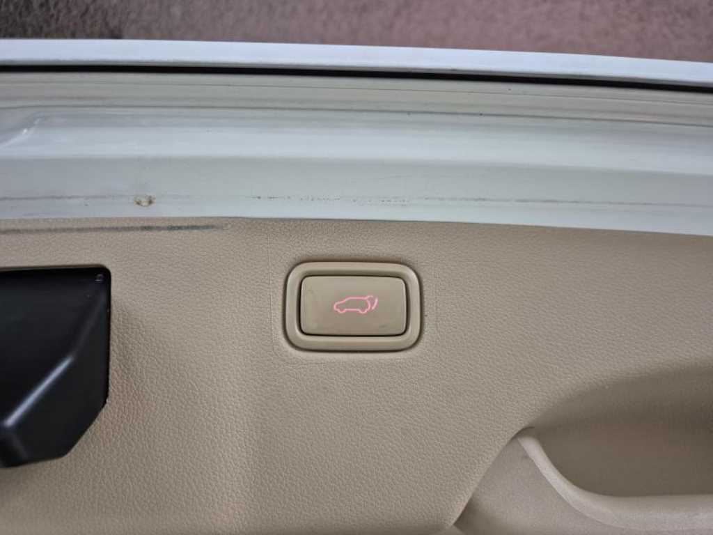 KIA Carnival 2016 Blanco - Importación desde Corea - HF Imports Iquique - Foto 18