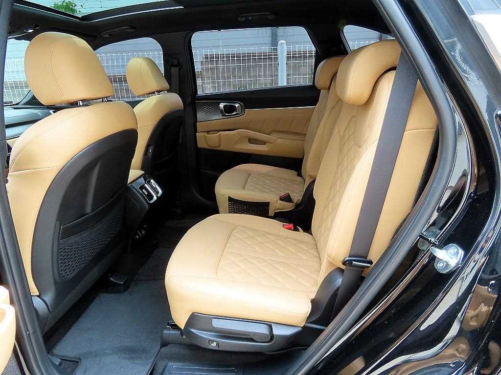 KIA Sorento - Vista 6