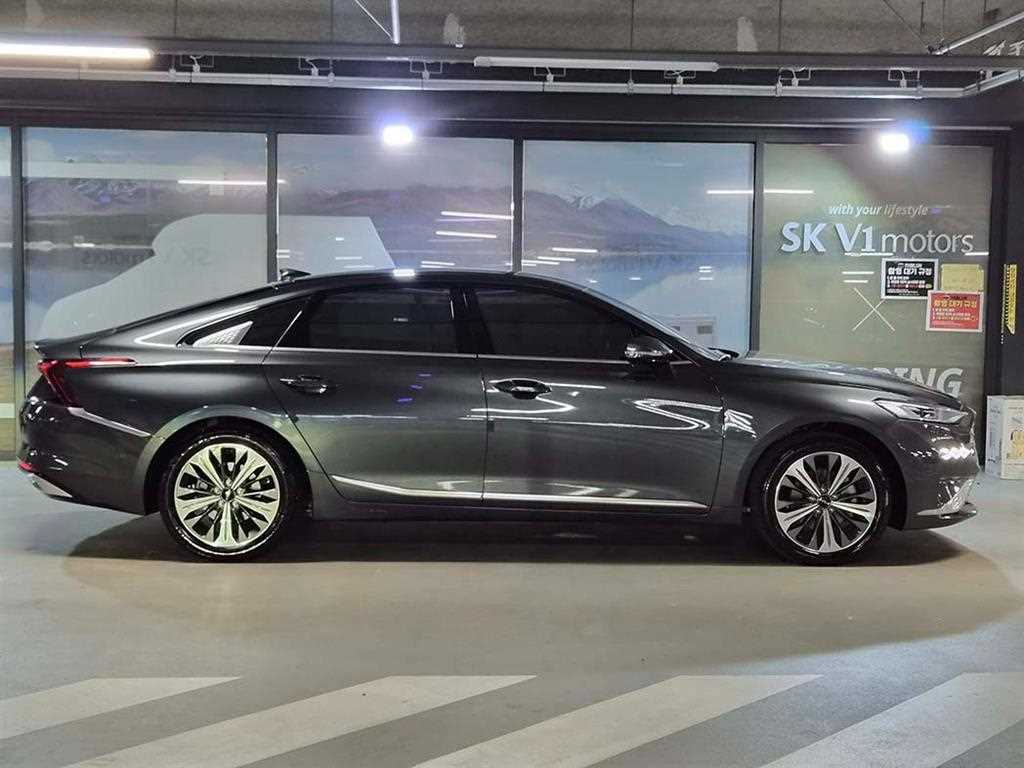 KIA K8 - Vista 3