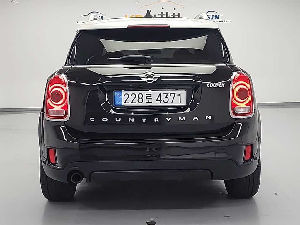 Mini Countryman - Vista 3