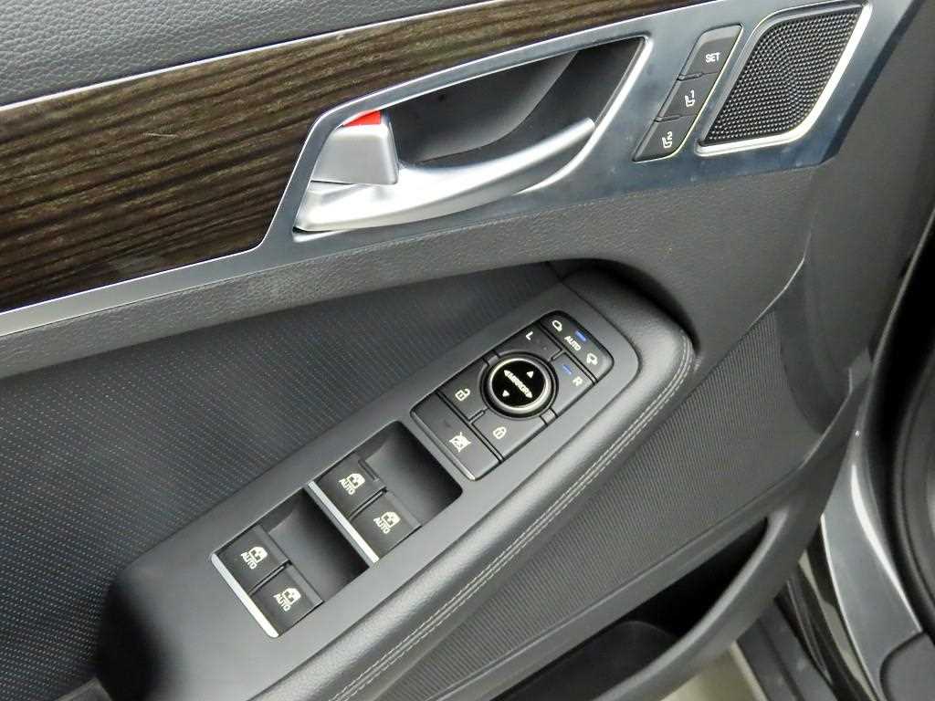 Genesis G80 - Vista 12
