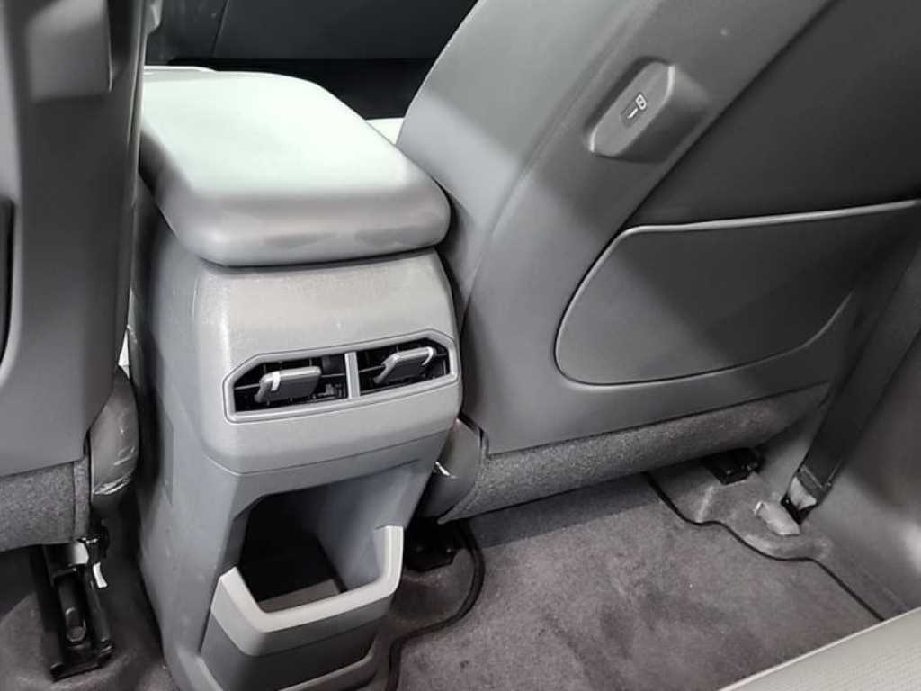 KIA EV3 - Vista 12