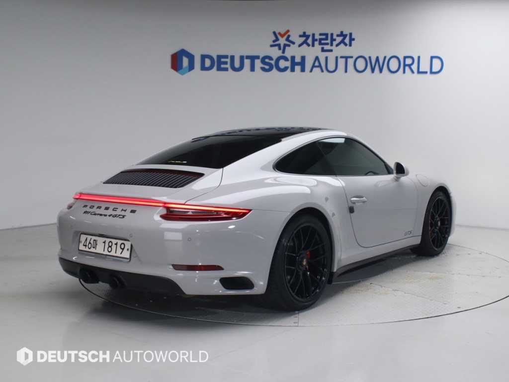 Porsche 911 - Vista 2