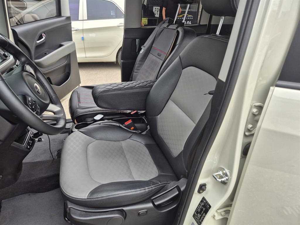 KIA Ray - Vista 8