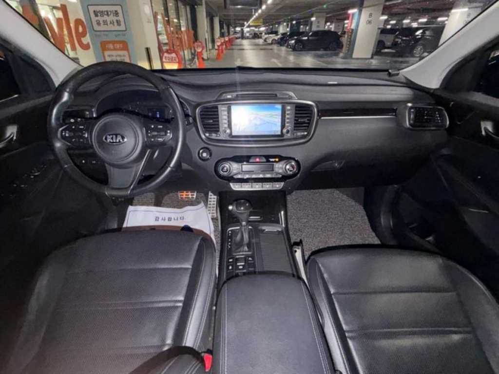 KIA Sorento - Vista 6
