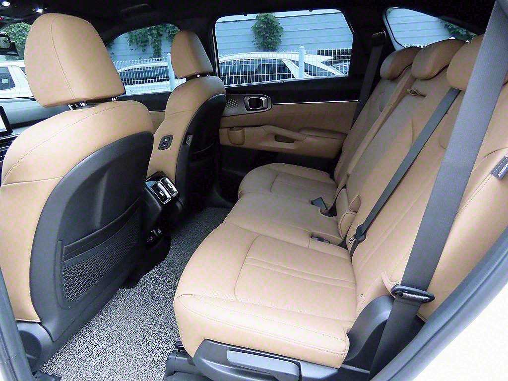 KIA Sorento - Vista 6