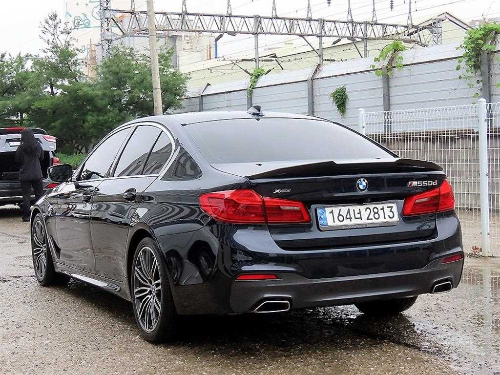 BMW 5 Series - Vista 3