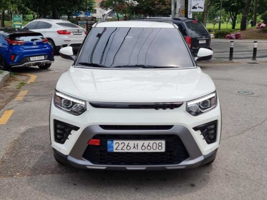 Ssangyong Tivoli 2024 Blanco - Importación desde Corea - HF Imports Iquique - Foto 1