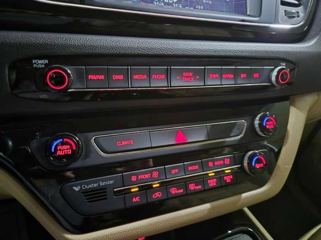 KIA Carnival 2016 Blanco - Importación desde Corea - HF Imports Iquique - Foto 15