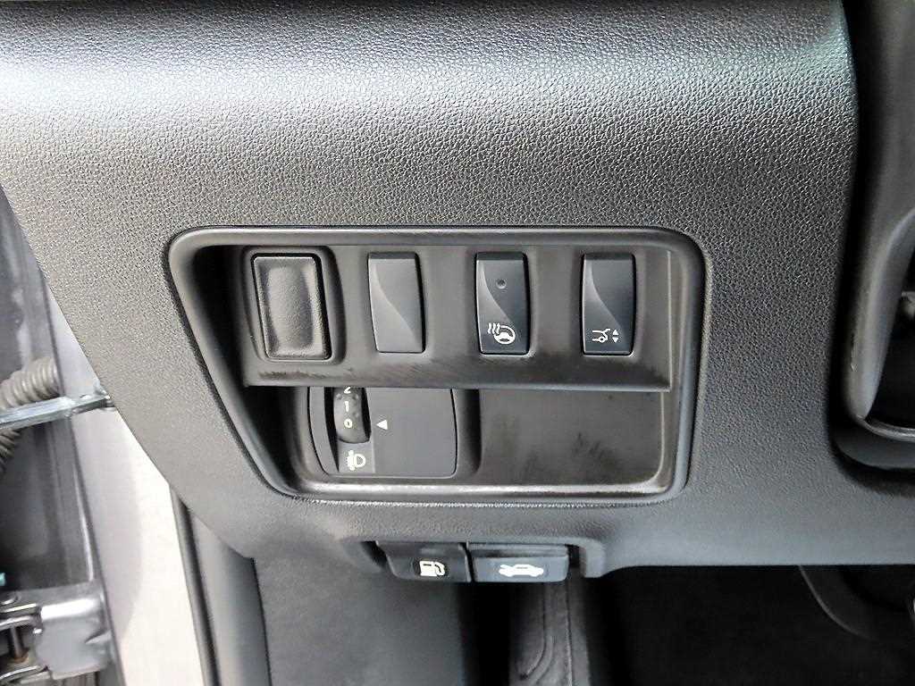 SAMSUNG QM6 - Vista 12