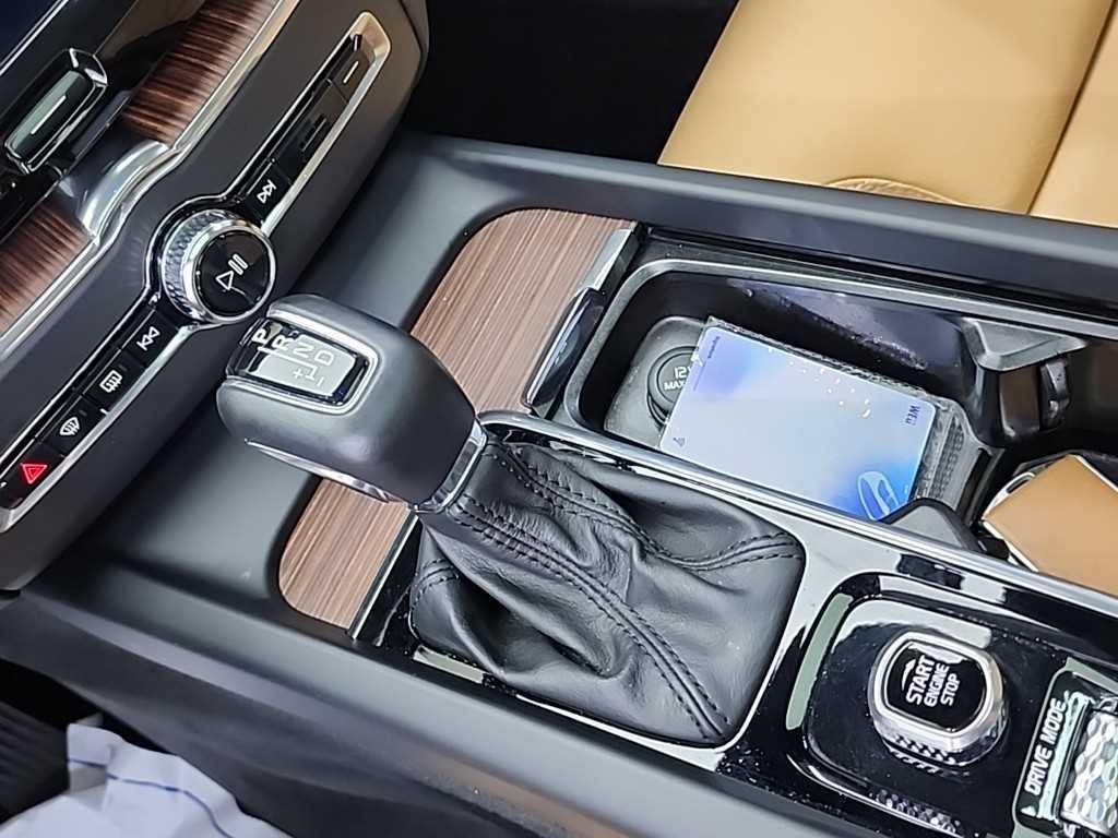 Volvo XC60 - Vista 8