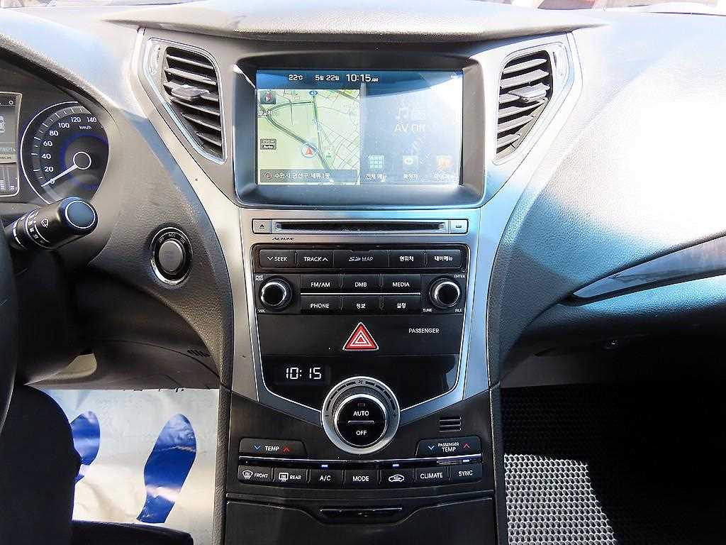 HYUNDAI Grandeur 2016 Negro - Importación desde Corea - HF Imports Iquique - Foto 13