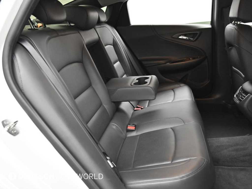 Chevrolet Malibu - Vista 11