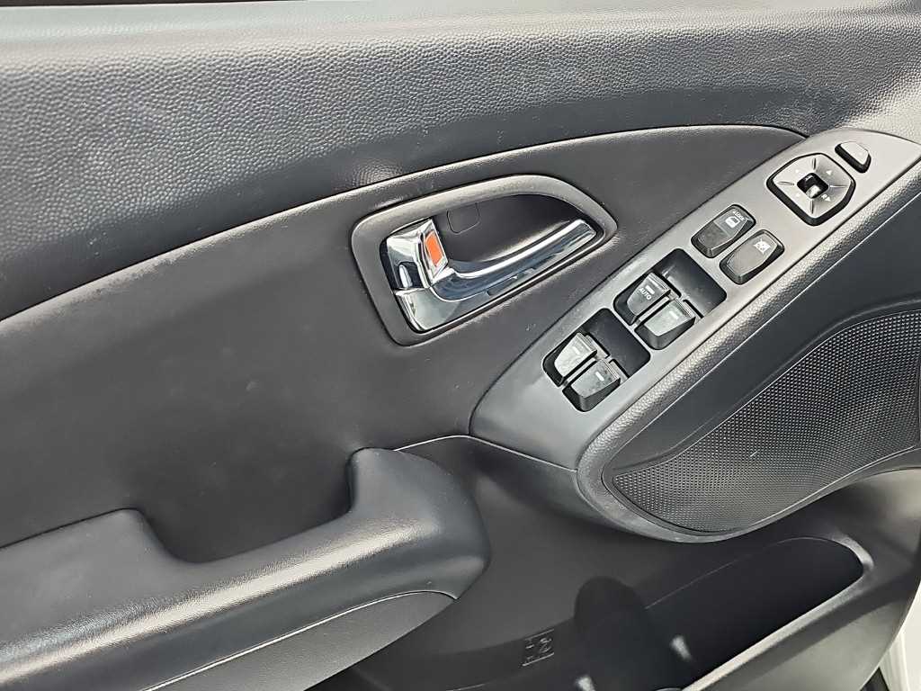 HYUNDAI Tucson 2011 Blanco - Importación desde Corea - HF Imports Iquique - Foto 15