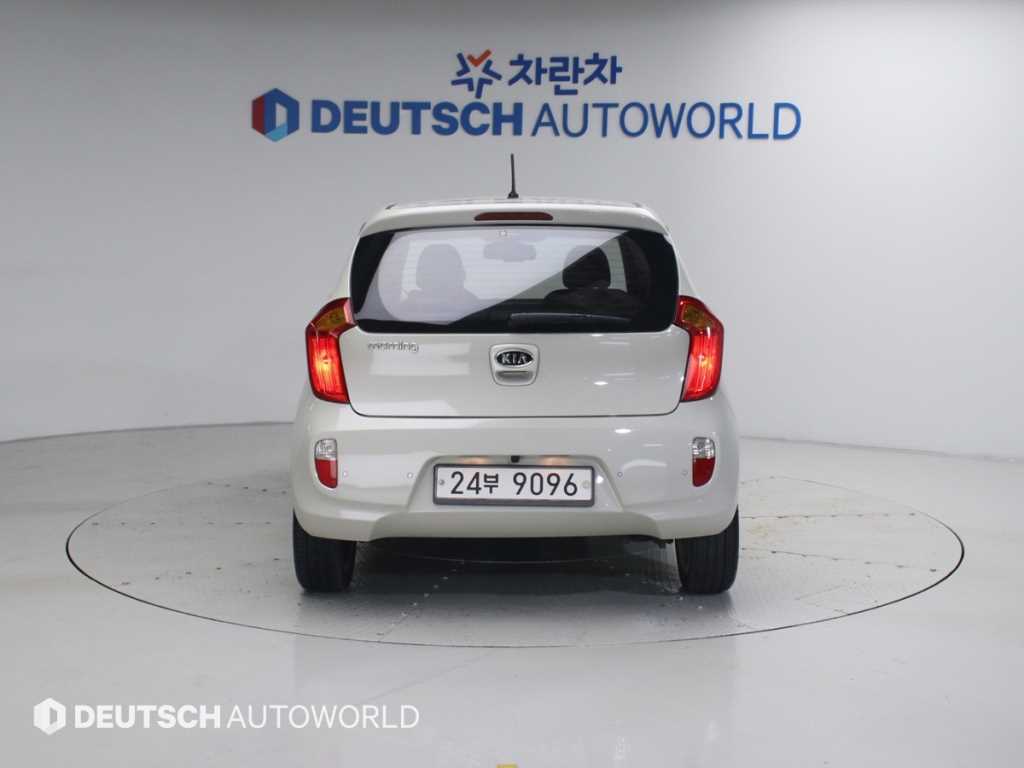 KIA Morning - Vista 4