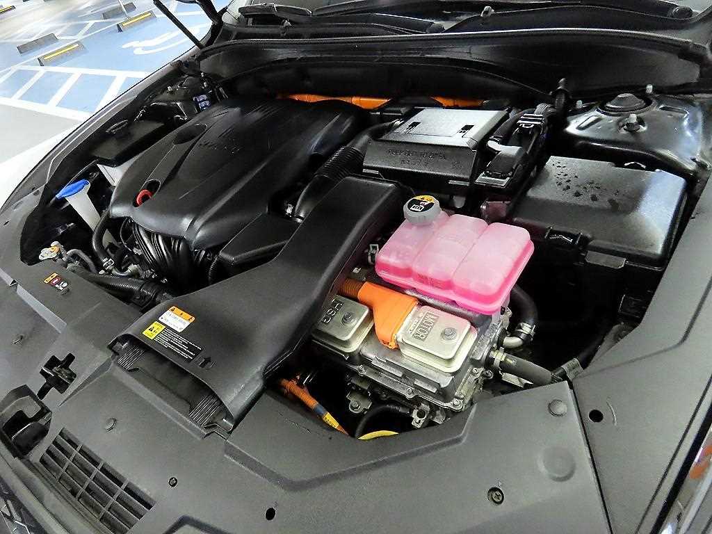 HYUNDAI Grandeur 2022 Negro - Importación desde Corea - HF Imports Iquique - Foto 19