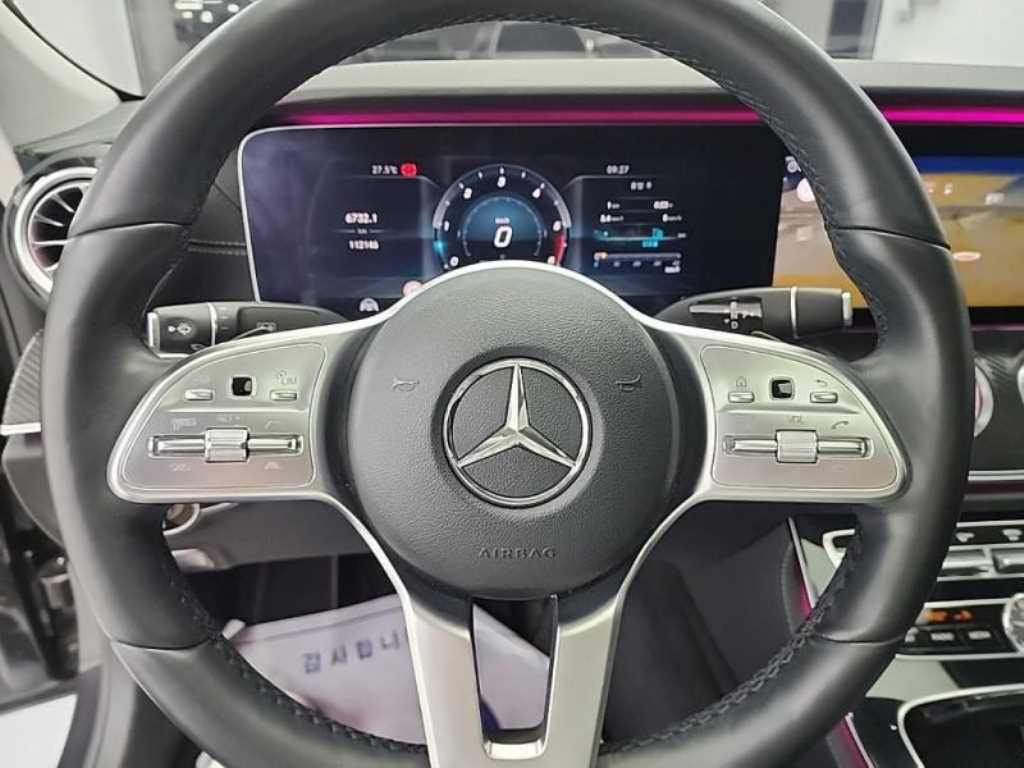 Mercedes Benz CLS Class - Vista 10